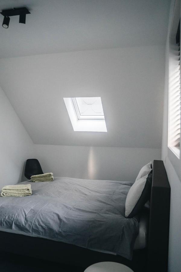 Gezellige Loft Met Twee Slaapkamers Ieper Exterior foto